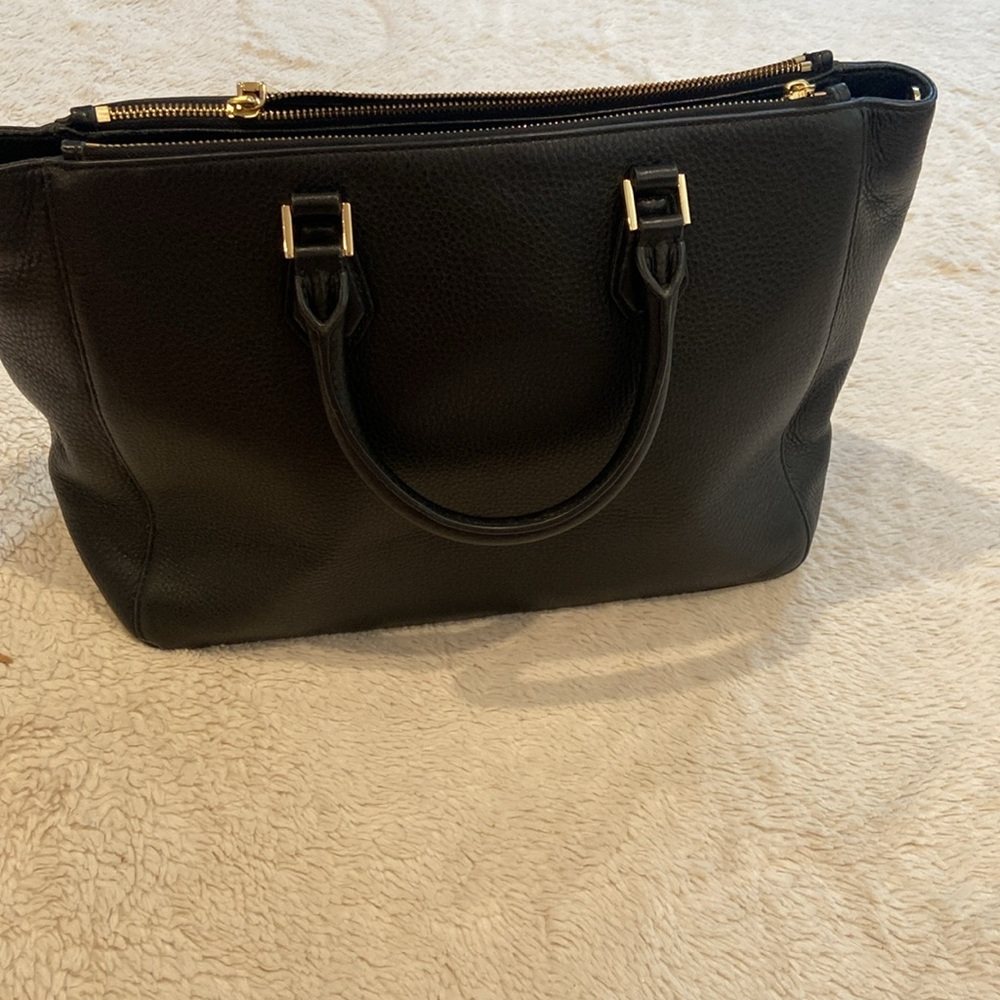 Tory Burch Robinson Black Pebbled Leather Double Zip Tote Satchel Bag - Picture 2 of 16